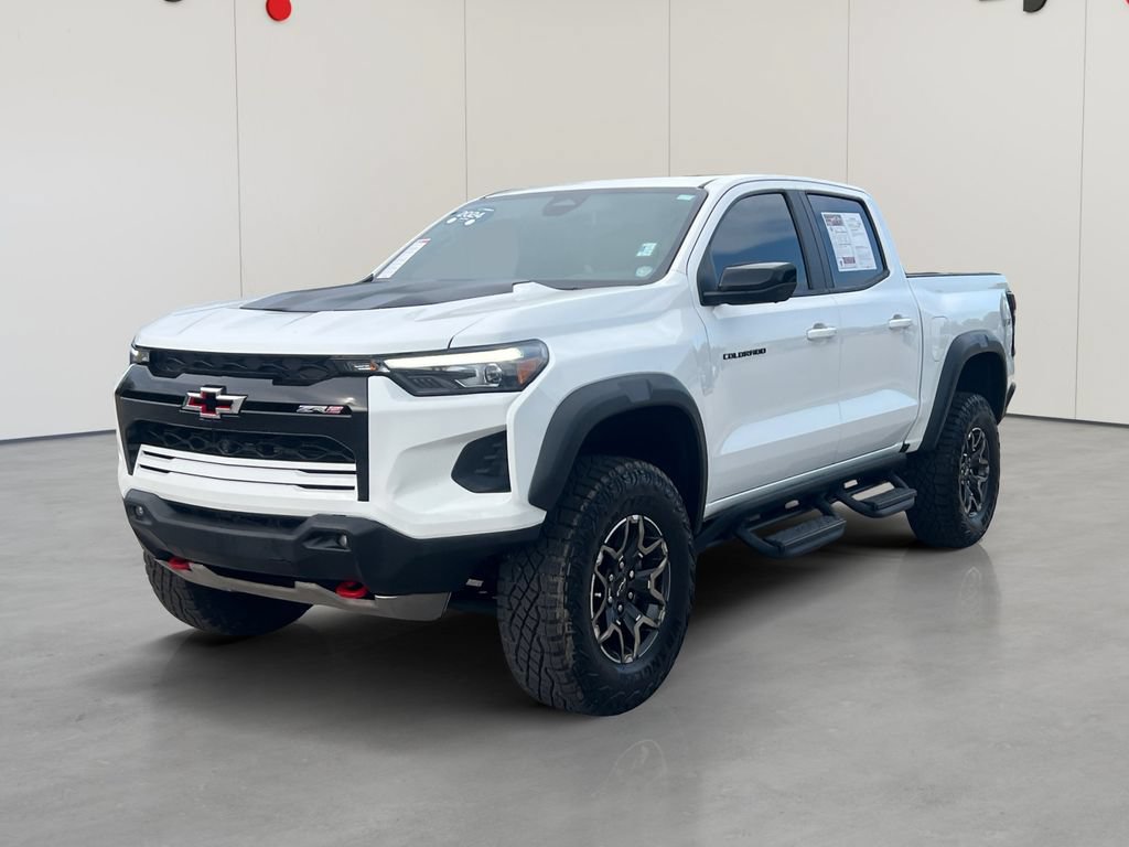 Used 2024 Chevrolet Colorado ZR2 w/ Technology Package