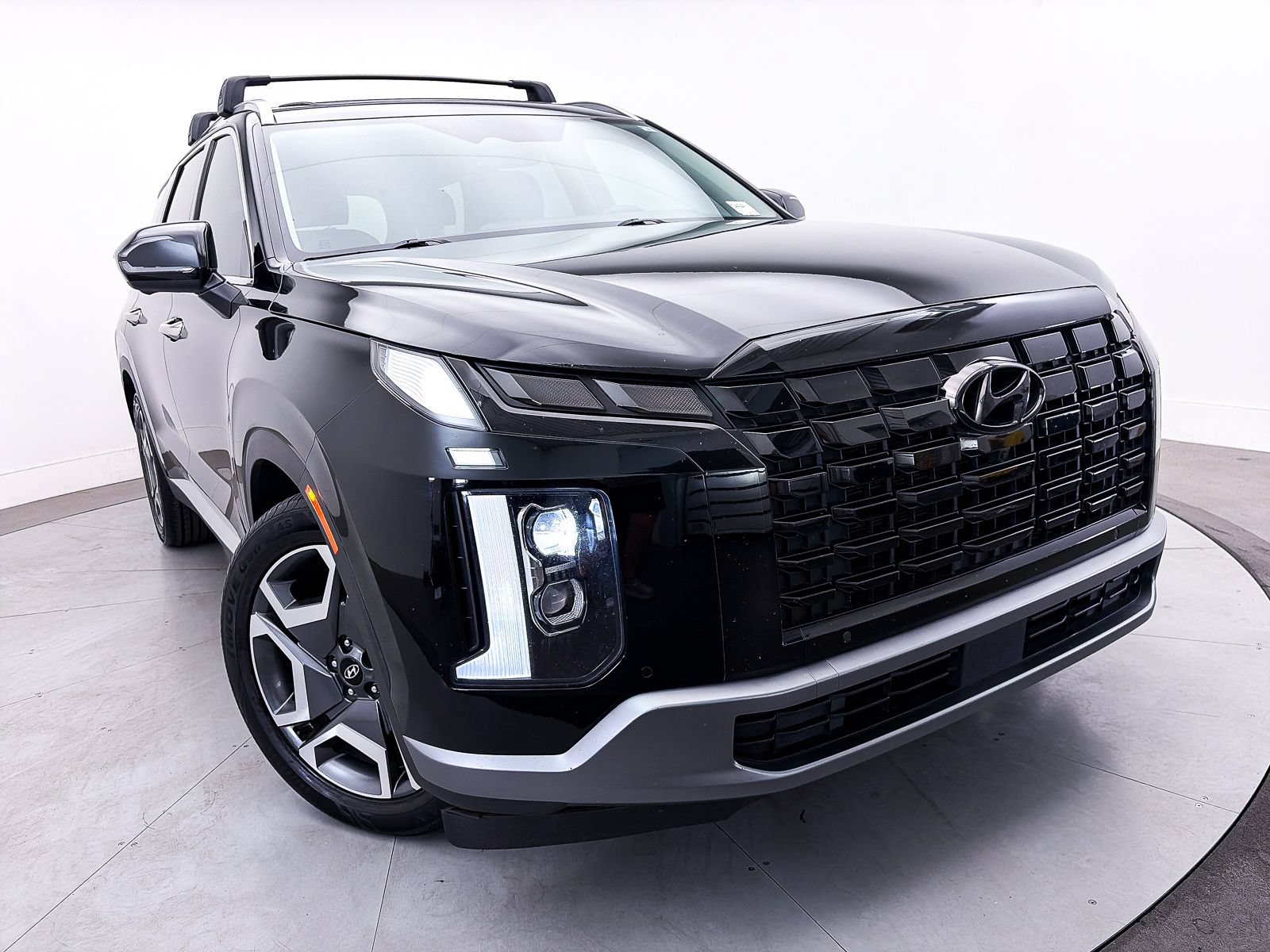Used 2023 Hyundai Palisade SEL w/ Premium Package FWD image 10