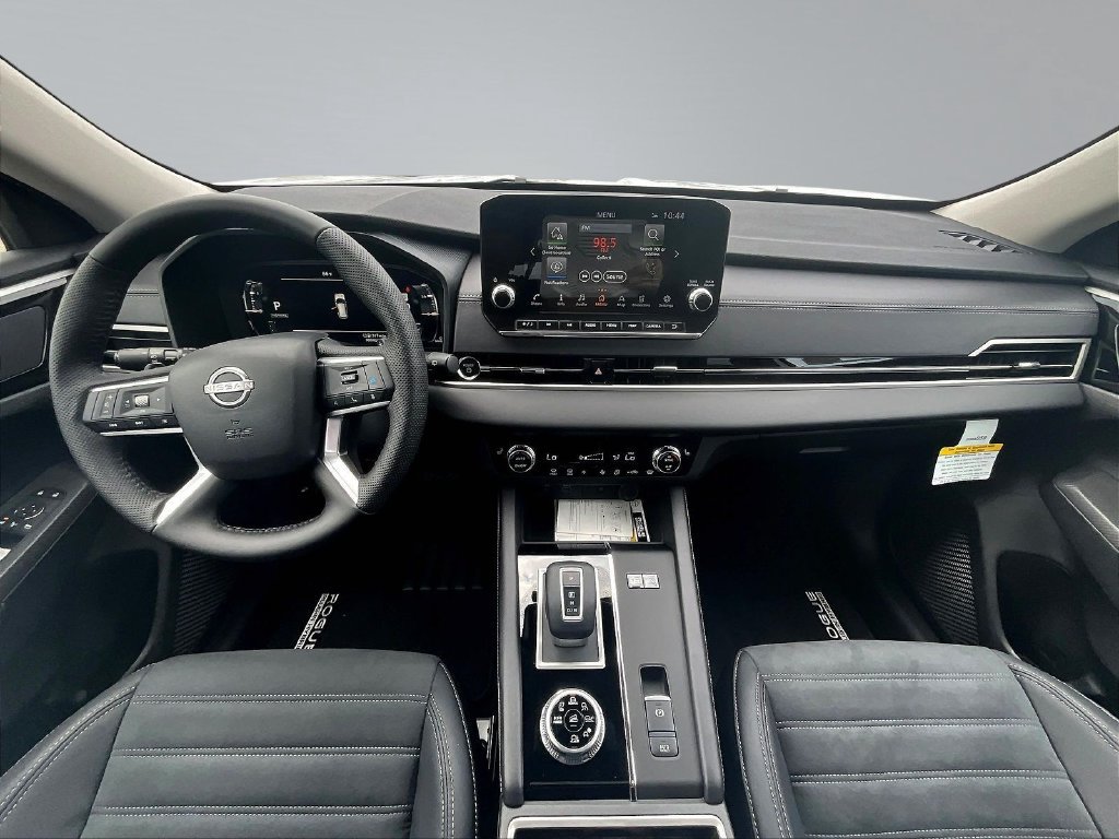 New 2026 Nissan Rogue SL AWD/4WD image 5