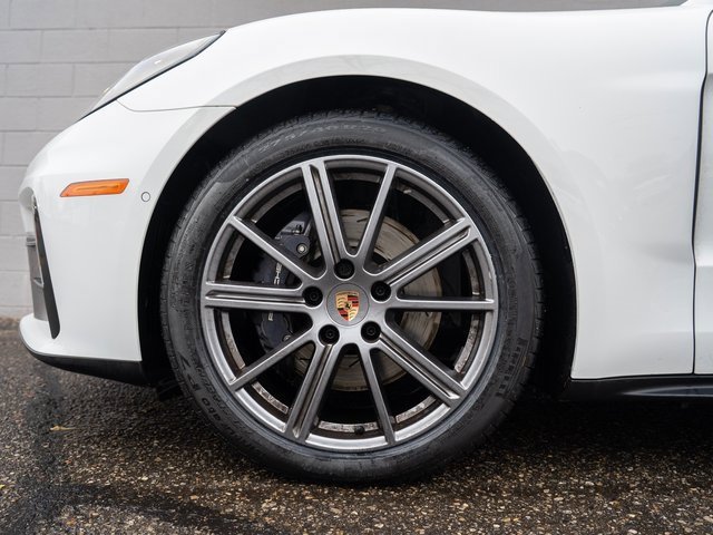 New 2025 Porsche Panamera 4 image 12