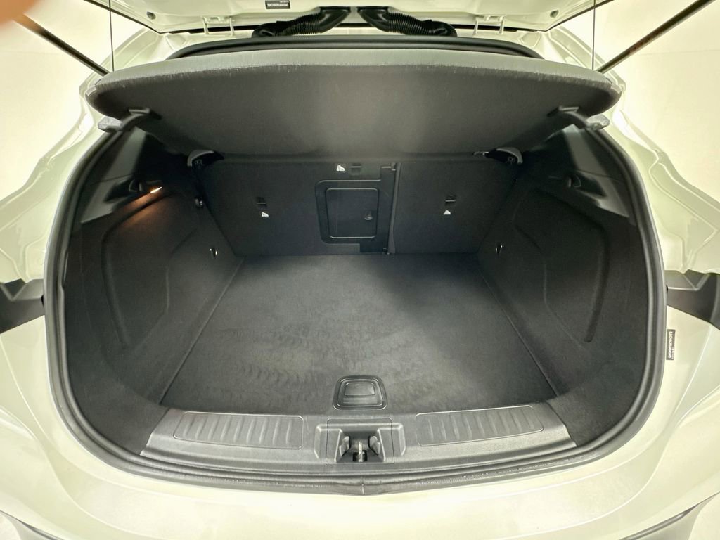 Used 2018 INFINITI QX30 AWD image 19