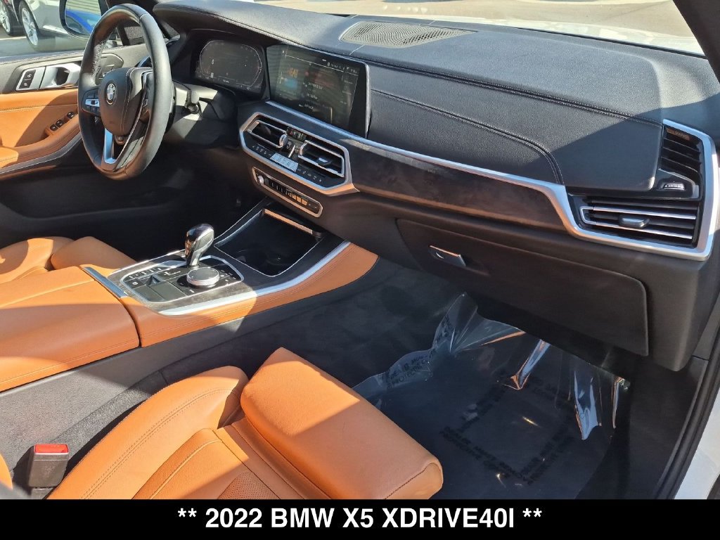 Used 2022 BMW X5 xDrive40i w/ Premium Package AWD/4WD image 34