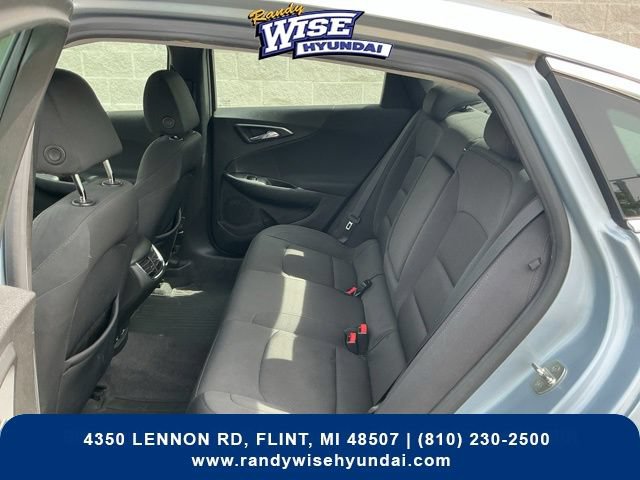 Used 2017 Chevrolet Malibu LT FWD image 25