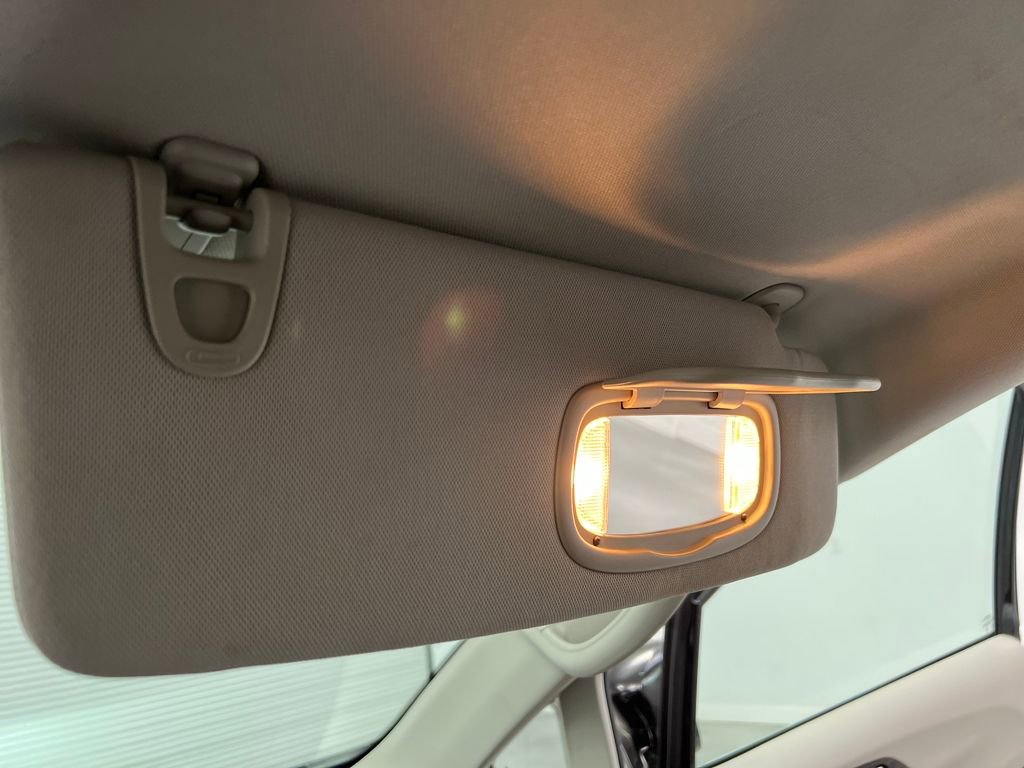 Used 2024 Chrysler Pacifica Limited image 77