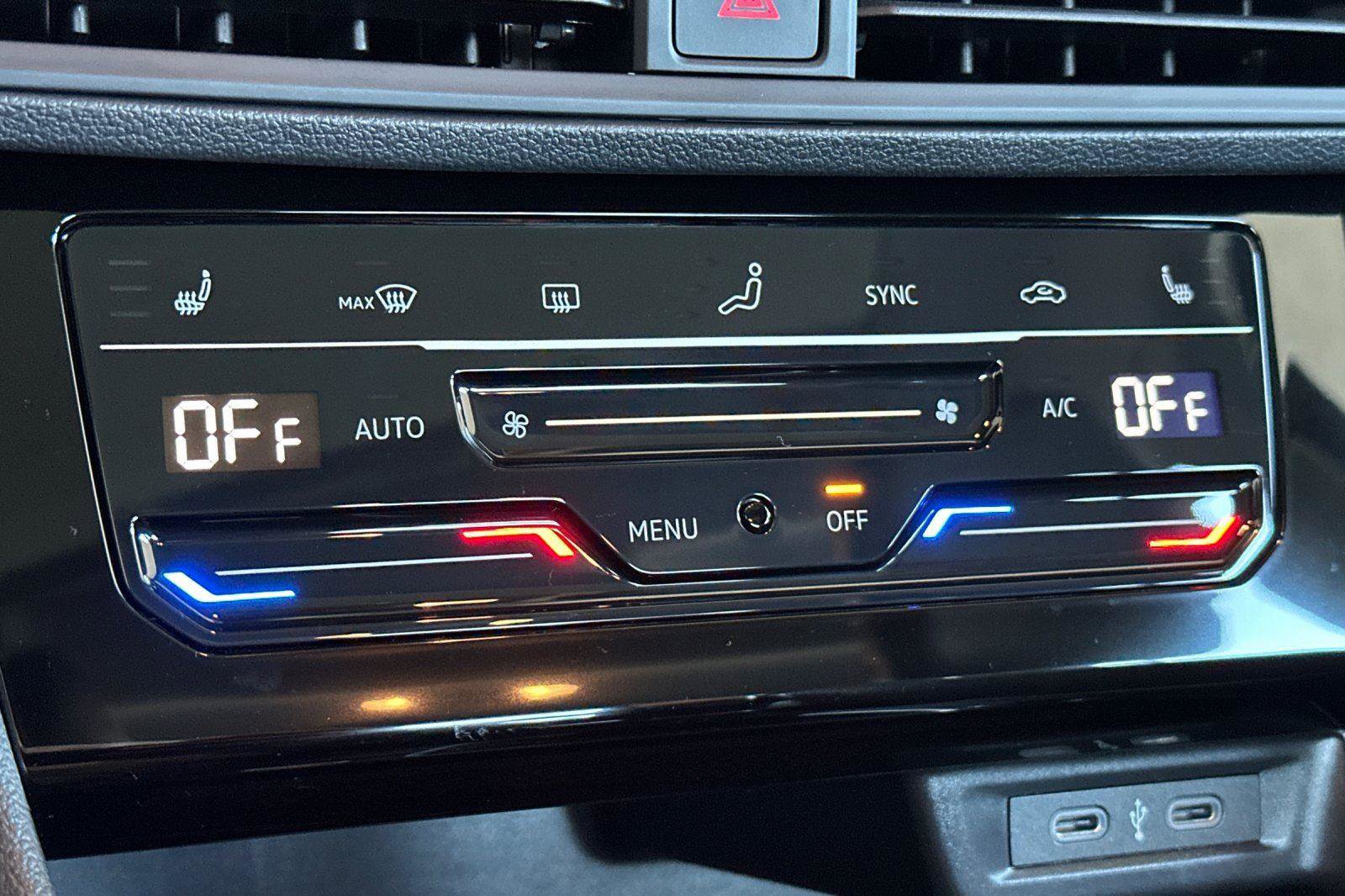 New 2025 Volkswagen Jetta SE image 18