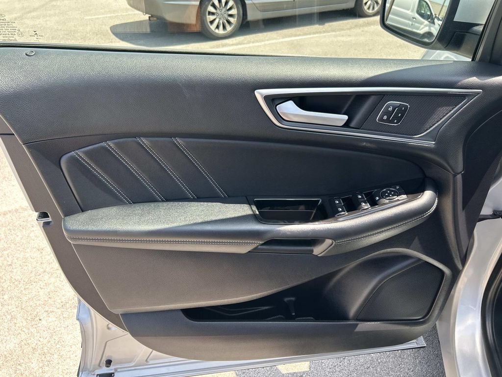 Used 2018 Ford Edge Sport w/ Equipment Group 401A AWD/4WD image 30