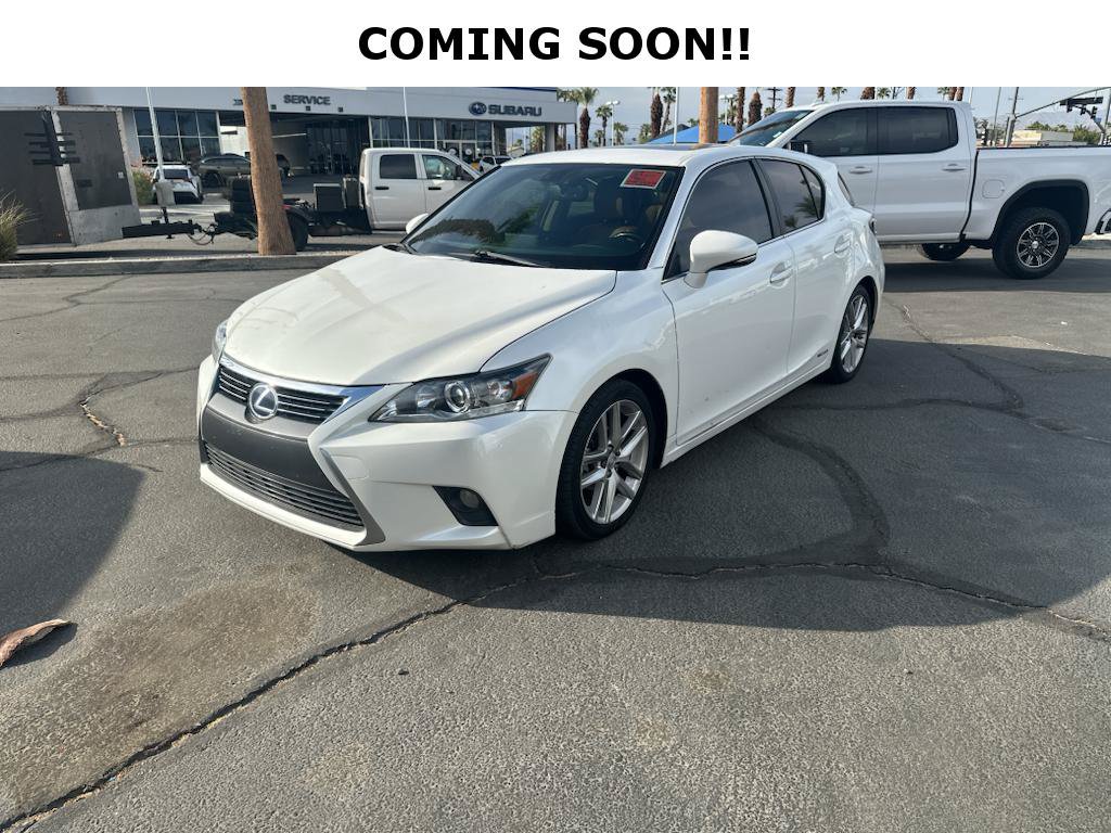 Used 2015 Lexus CT 200h w/ Navigation Package FWD image 1