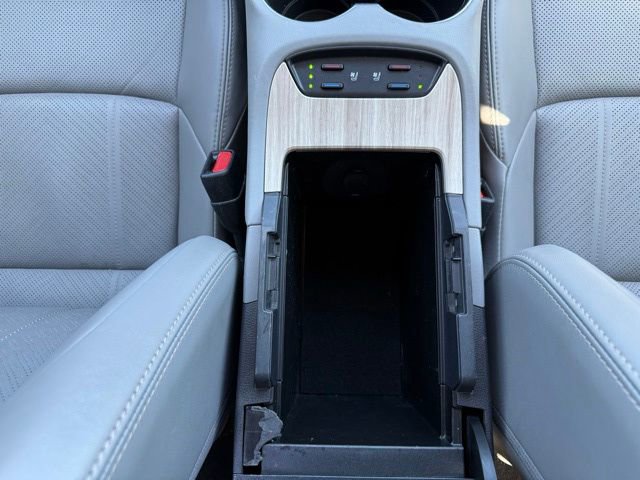Used 2021 Toyota Venza Limited w/ Carpet Mat Package (TMS) AWD/4WD image 31