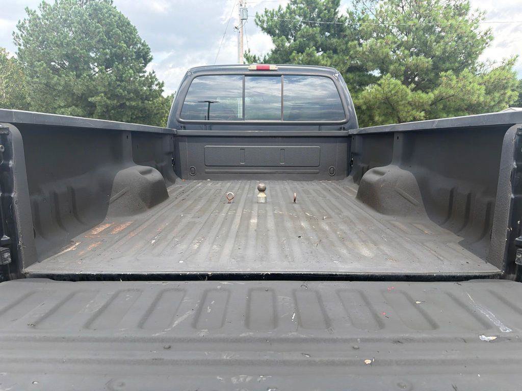 Used 2006 Ford F350 Lariat RWD image 10