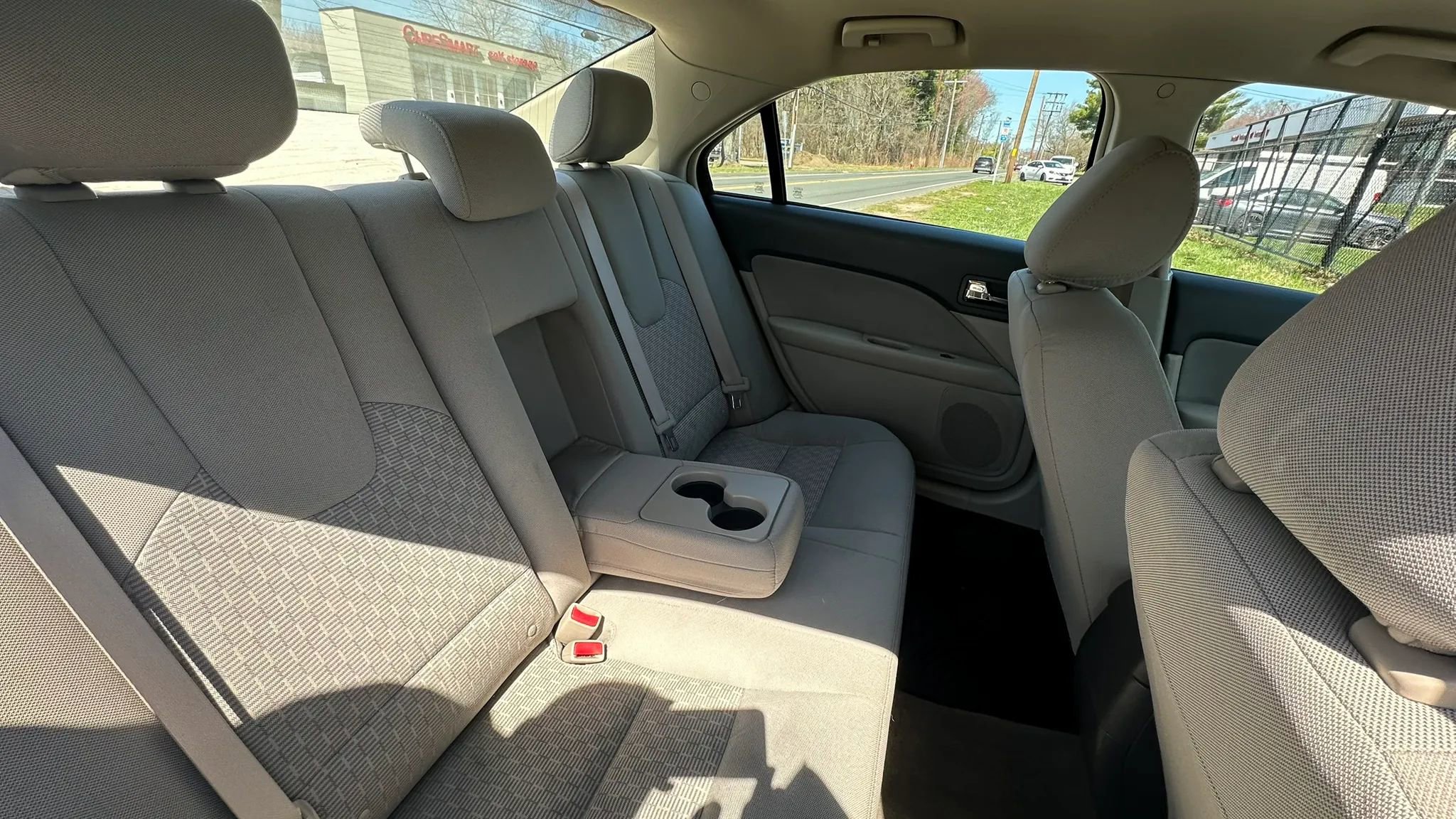 Used 2011 Ford Fusion S image 27