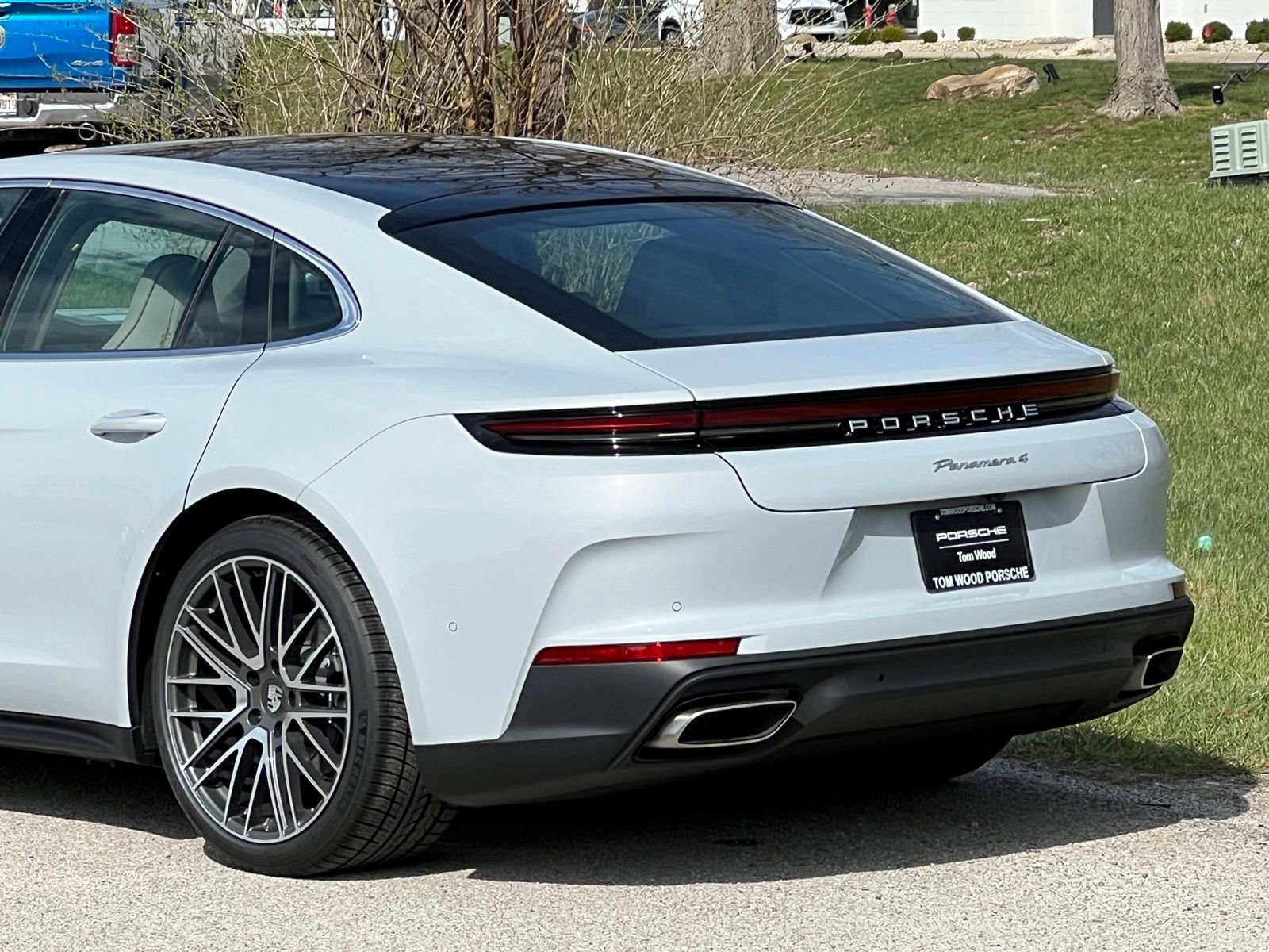 New 2026 Porsche Panamera 4 image 9
