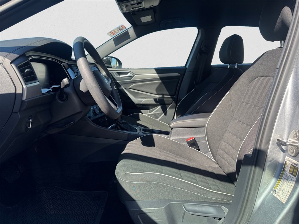 Certified 2022 Volkswagen Jetta Sport image 9