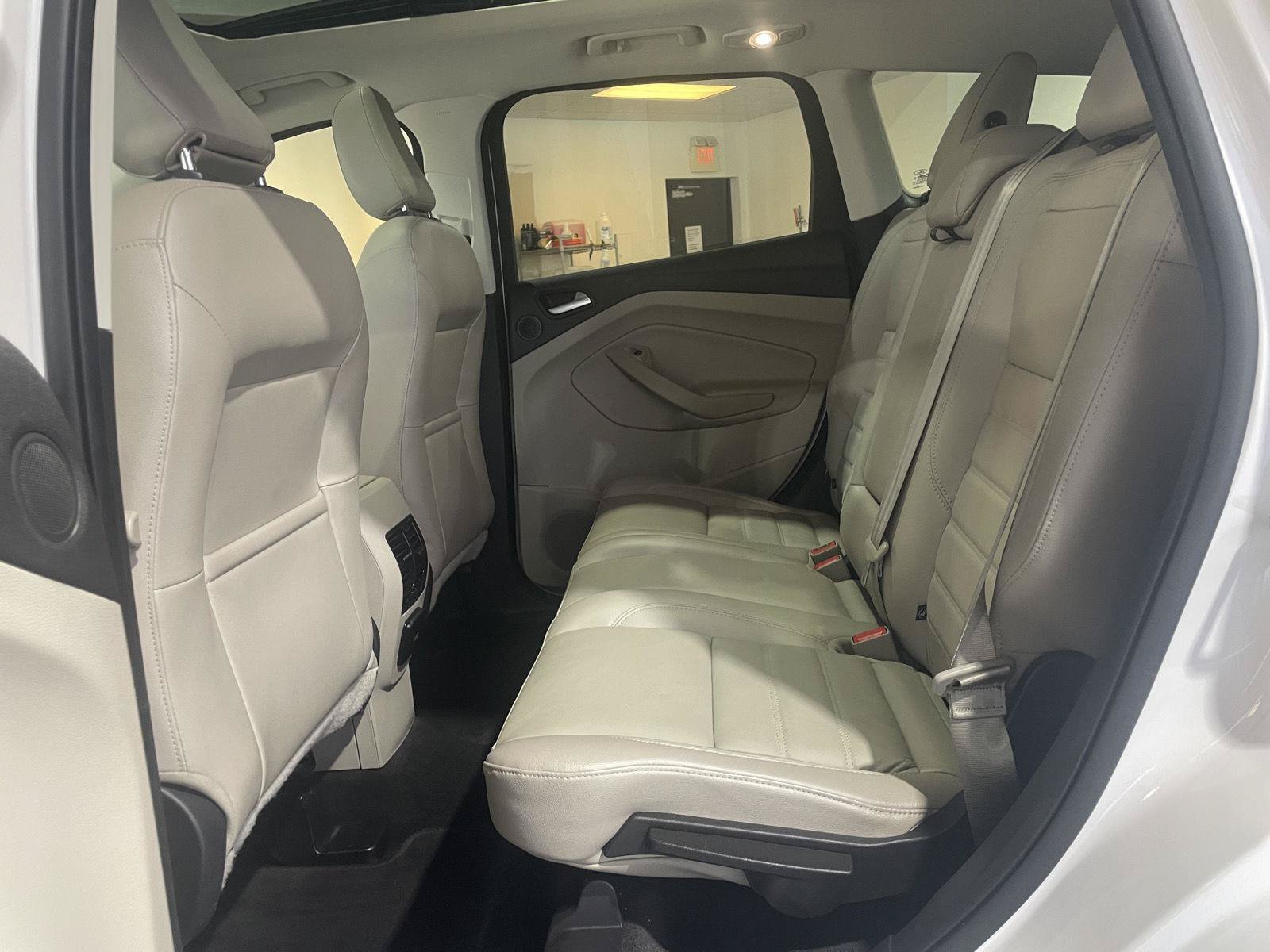 Used 2018 Ford Escape Titanium w/ Ford Safe & Smart Package AWD/4WD image 30