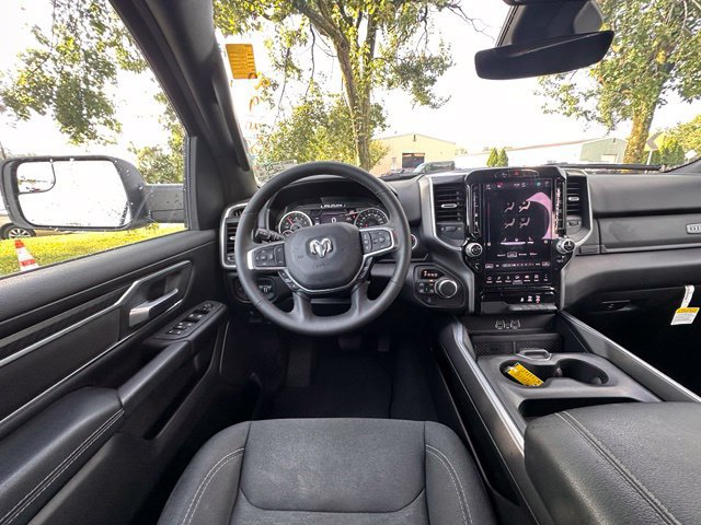 Used 2025 RAM 1500 Big Horn AWD/4WD image 18
