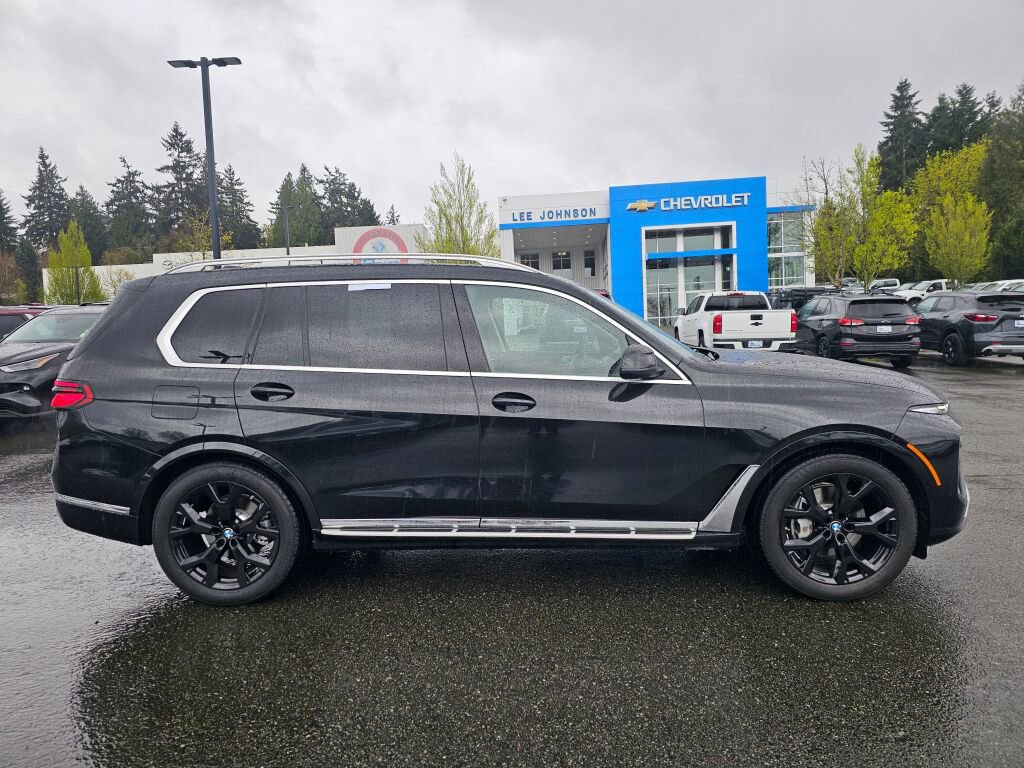 Used 2026 BMW X7 xDrive40i image 4