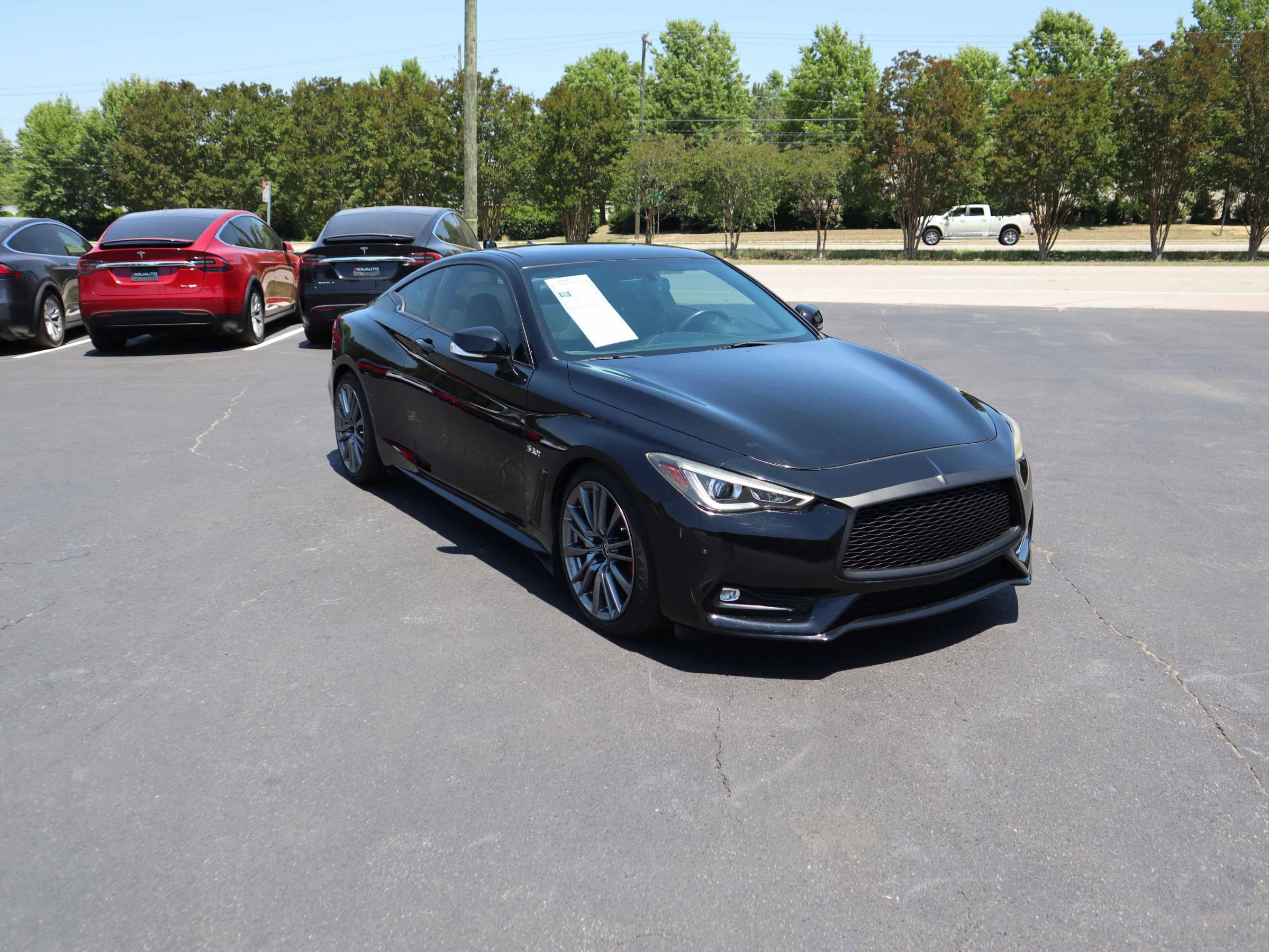 Used 2017 INFINITI Q60 Red Sport 400 RWD image 13