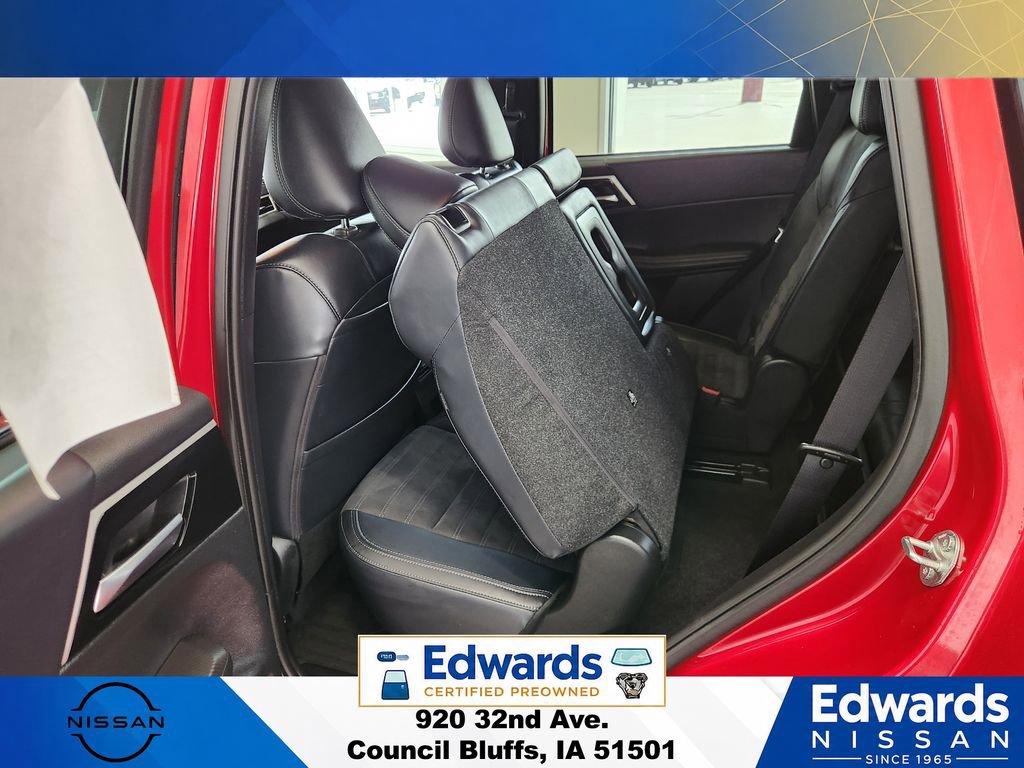 Used 2025 Mitsubishi Outlander SE AWD/4WD image 22