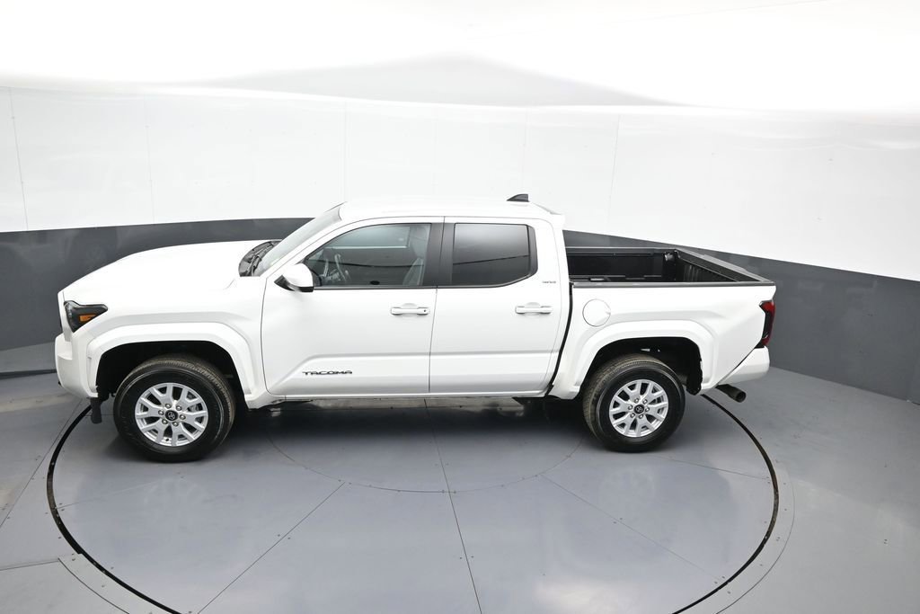 Certified 2024 Toyota Tacoma SR5 image 41