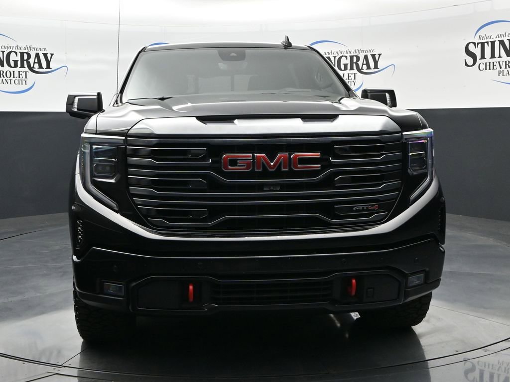Used 2024 GMC Sierra 1500 AT4 w/ Technology Package image 2
