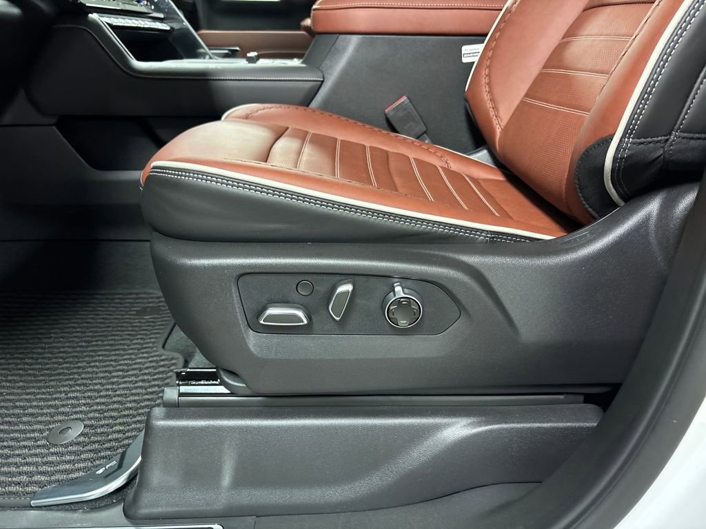 New 2026 GMC Sierra 2500 Denali Ultimate w/ Max Trailering Package image 30