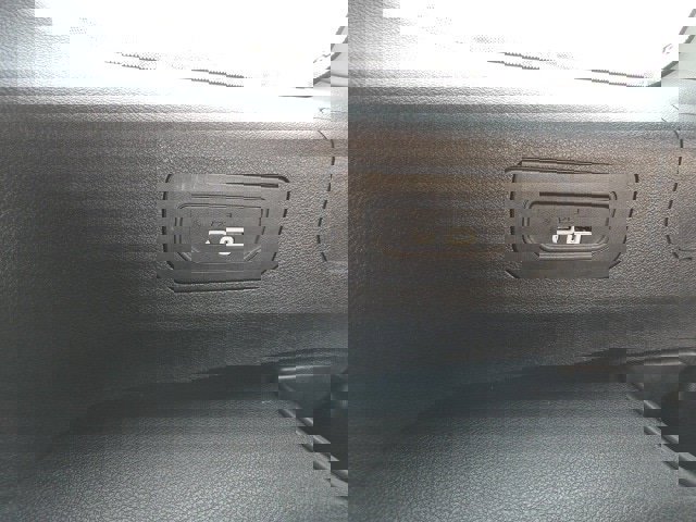 Used 2023 Jeep Grand Cherokee L Laredo image 36