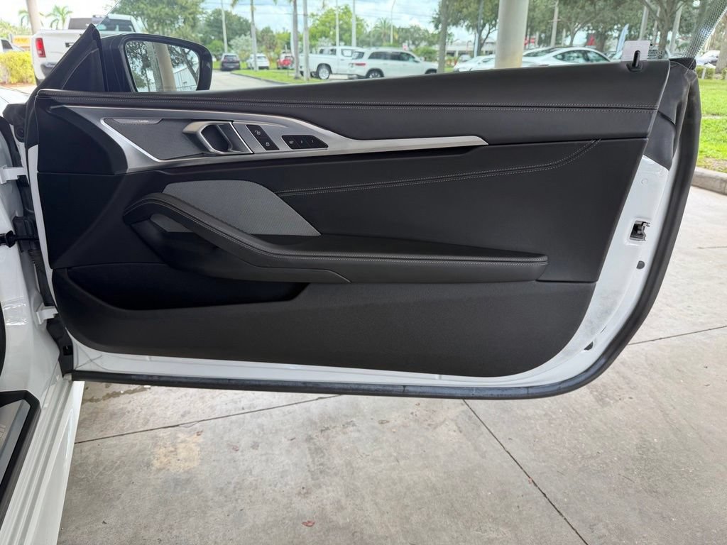 Used 2021 BMW M850i xDrive Coupe w/ Driving Assistance Package AWD/4WD image 26