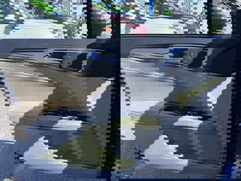 Used 2019 Ford Fusion SE image 11