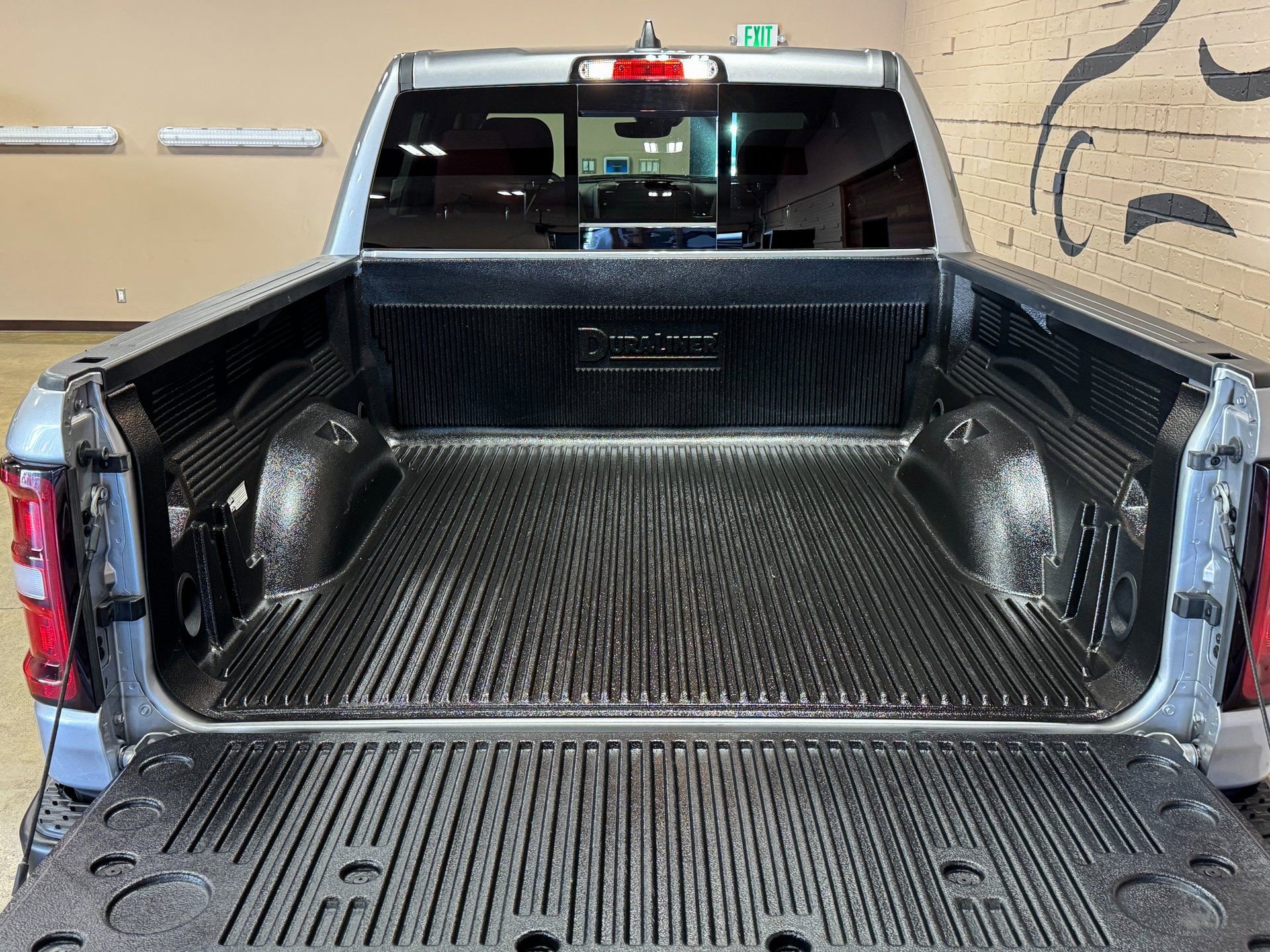 Used 2025 RAM 1500 Rebel AWD/4WD image 6