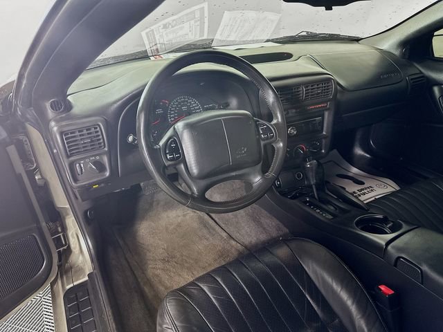 Used 2000 Chevrolet Camaro Z28 w/ SS Performance/Appearance Pkg image 14