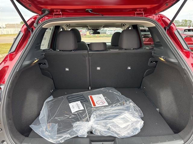New 2026 Nissan Kicks SV w/ SV Premium Package FWD image 19