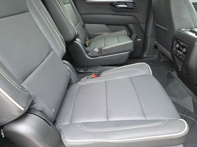 New 2026 Chevrolet Suburban Premier image 26