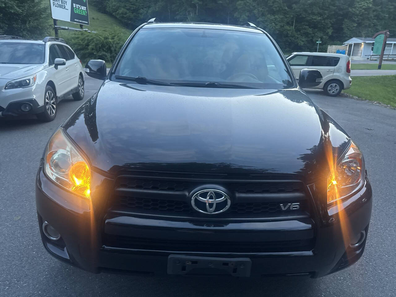 Used 2011 Toyota RAV4 Sport w/ Sport Appearance Pkg AWD/4WD image 7