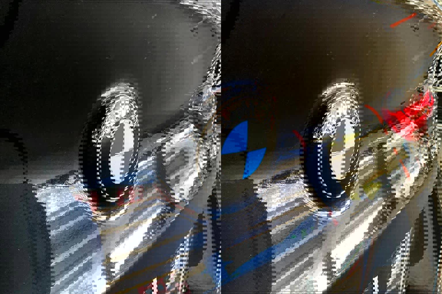 Used 2020 BMW 840i Coupe w/ M Sport Package image 30