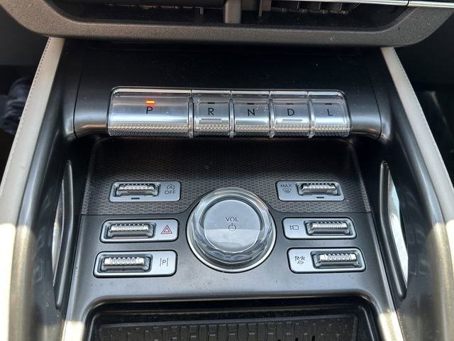 Used 2024 Lincoln Nautilus Premier w/ Equipment Group 102A image 23