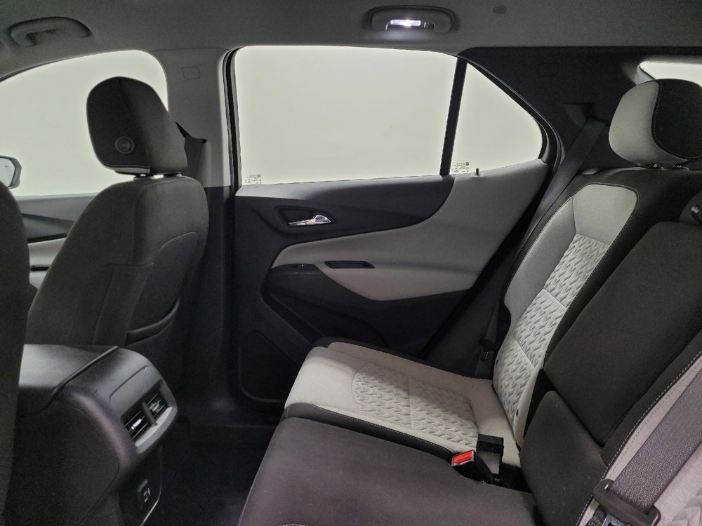 Used 2022 Chevrolet Equinox LS AWD/4WD image 18