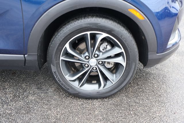 Used 2022 Buick Encore GX Essence FWD image 11