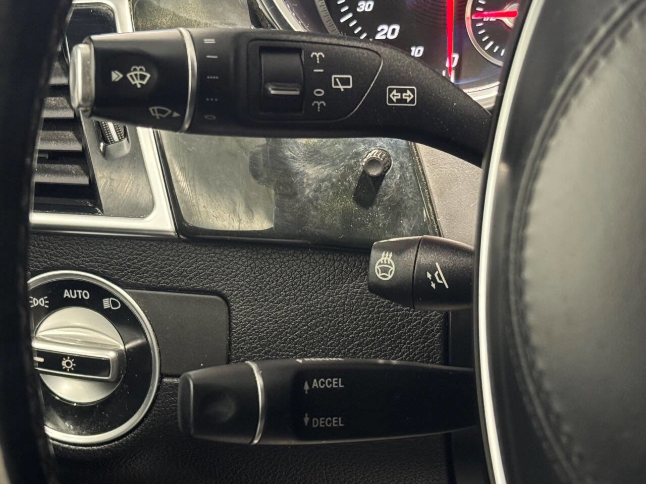 Used 2018 Mercedes-Benz GLS 450 4MATIC image 38