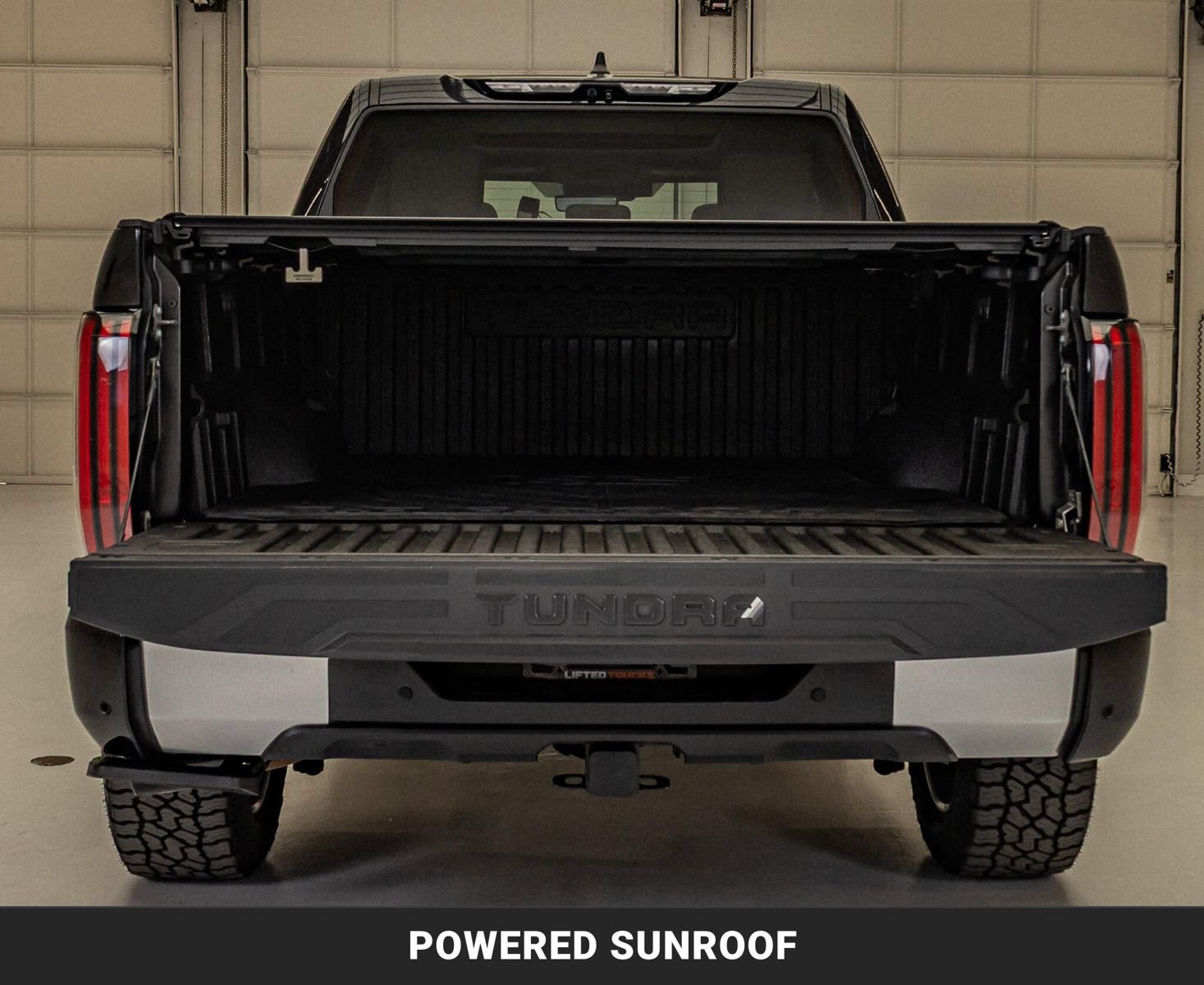 Used 2024 Toyota Tundra Limited AWD/4WD image 7