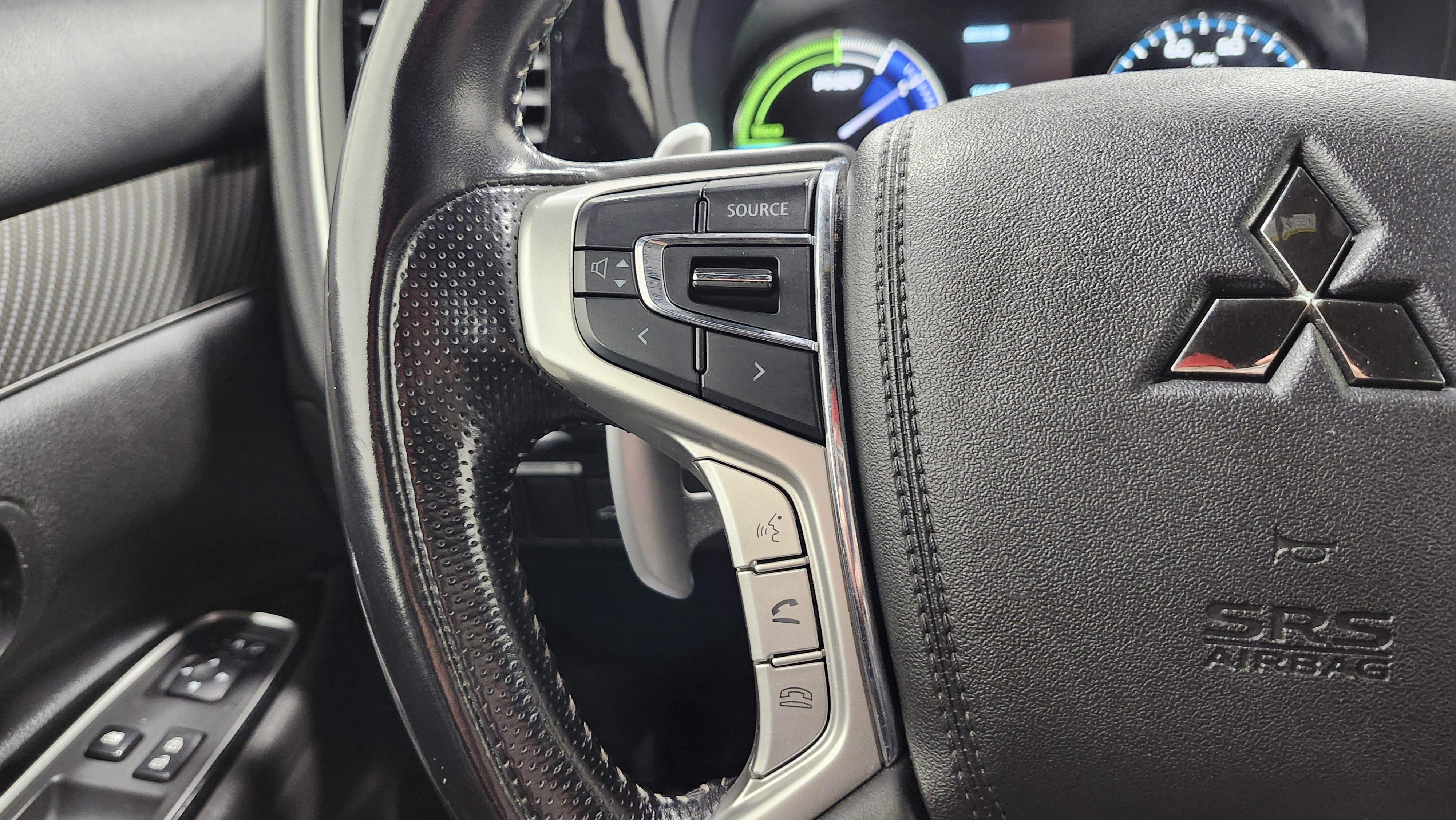 Used 2022 Mitsubishi Outlander SEL image 37