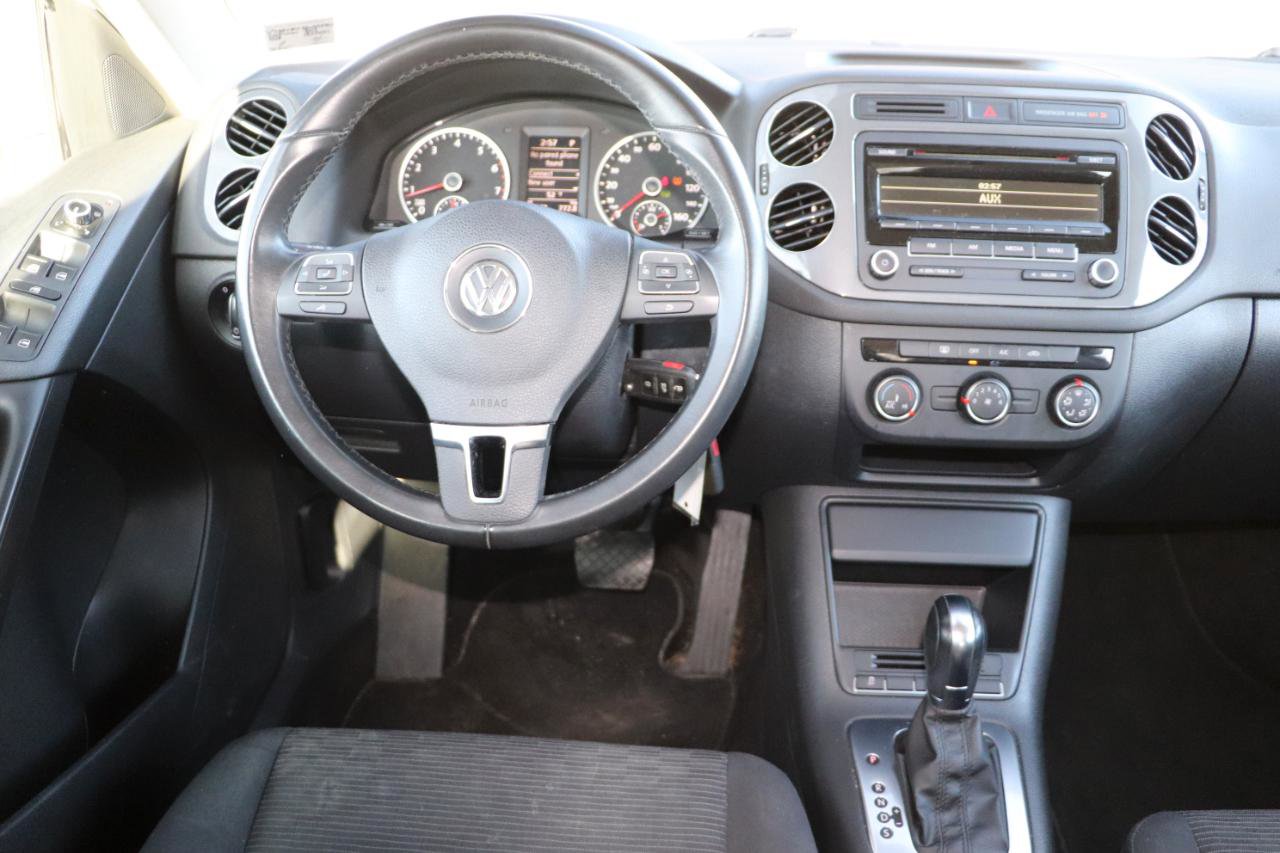 Used 2013 Volkswagen Tiguan S FWD image 24