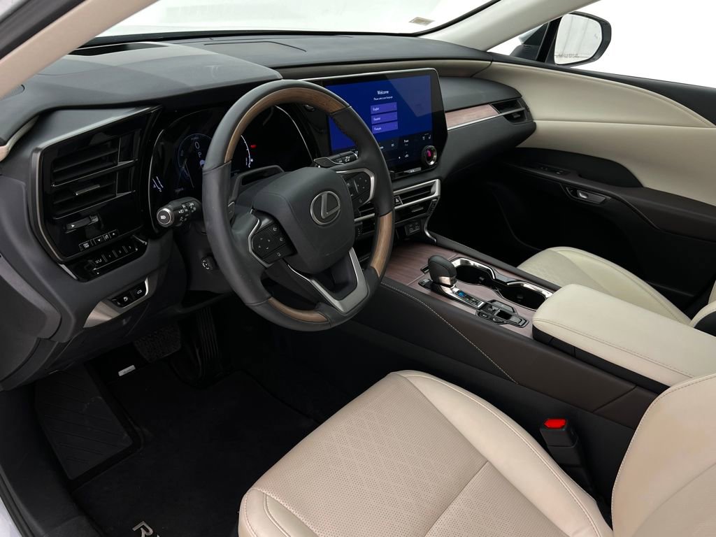 Certified 2023 Lexus RX 350 w/ Accessory Package (2T) image 14