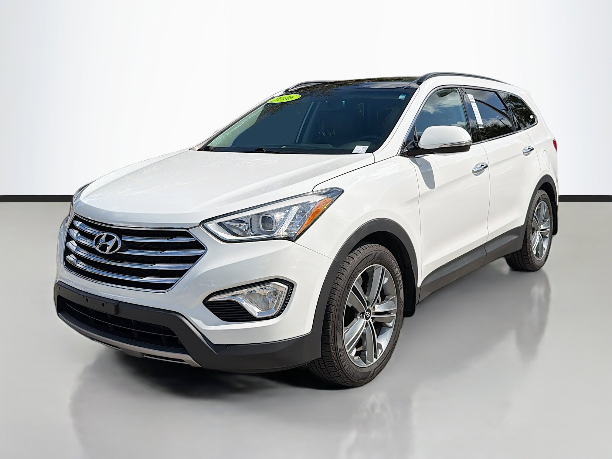Used 2016 Hyundai Santa Fe Limited w/ Option Group 04 image 7