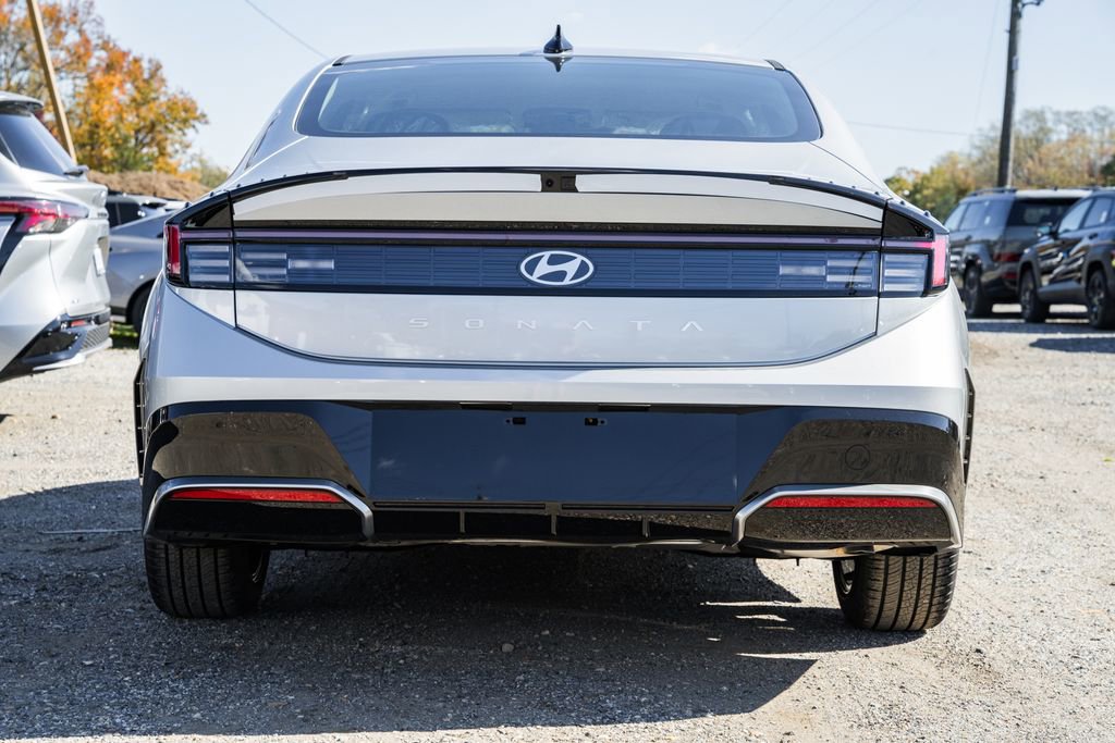 New 2026 Hyundai Sonata SEL FWD image 5