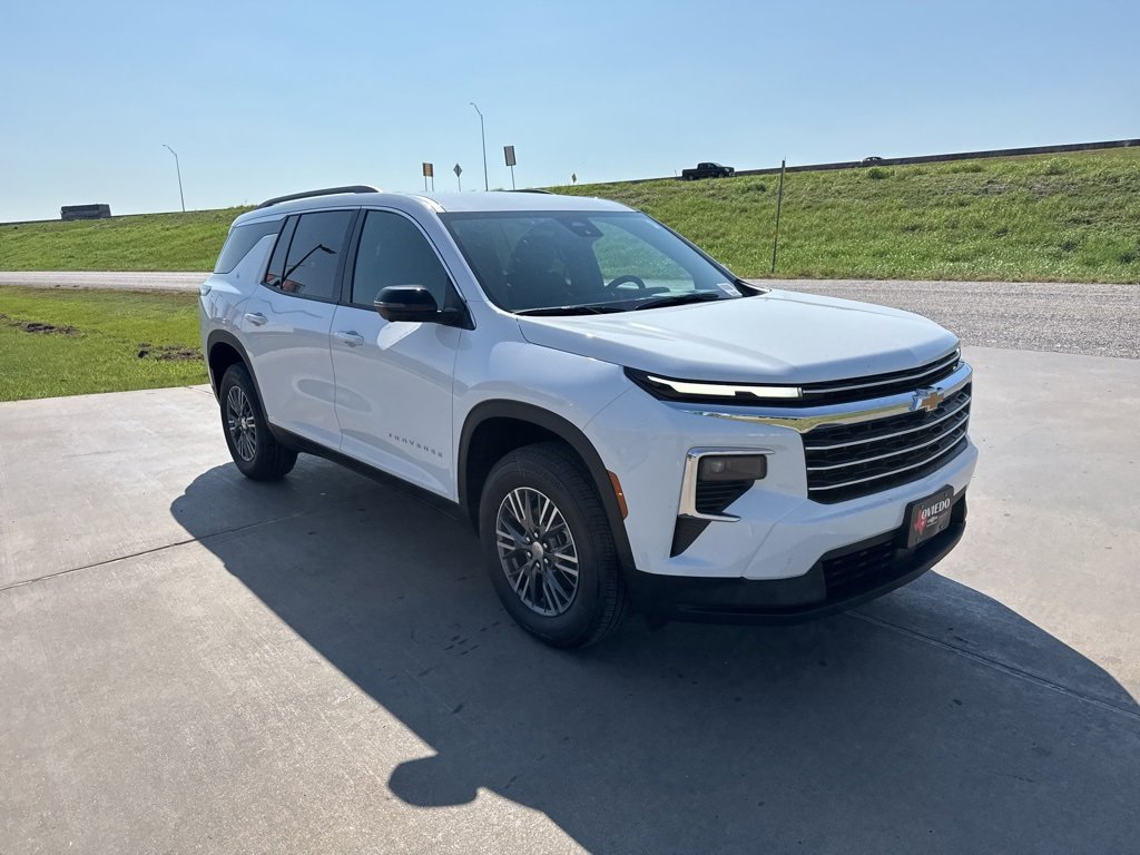 New 2026 Chevrolet Traverse LT w/ Driver Confidence Package image 4