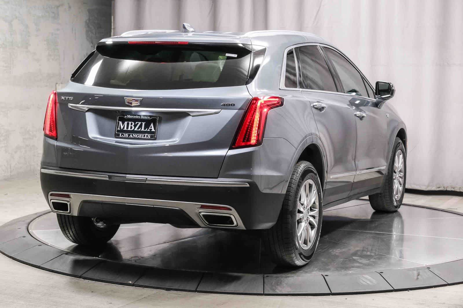 Used 2022 Cadillac XT5 Premium Luxury FWD image 4