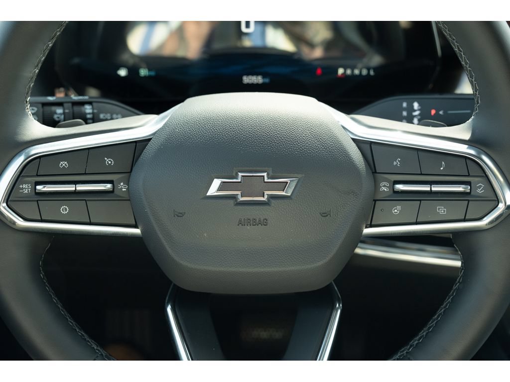 Used 2026 Chevrolet Equinox LT w/ Convenience Package II FWD image 18