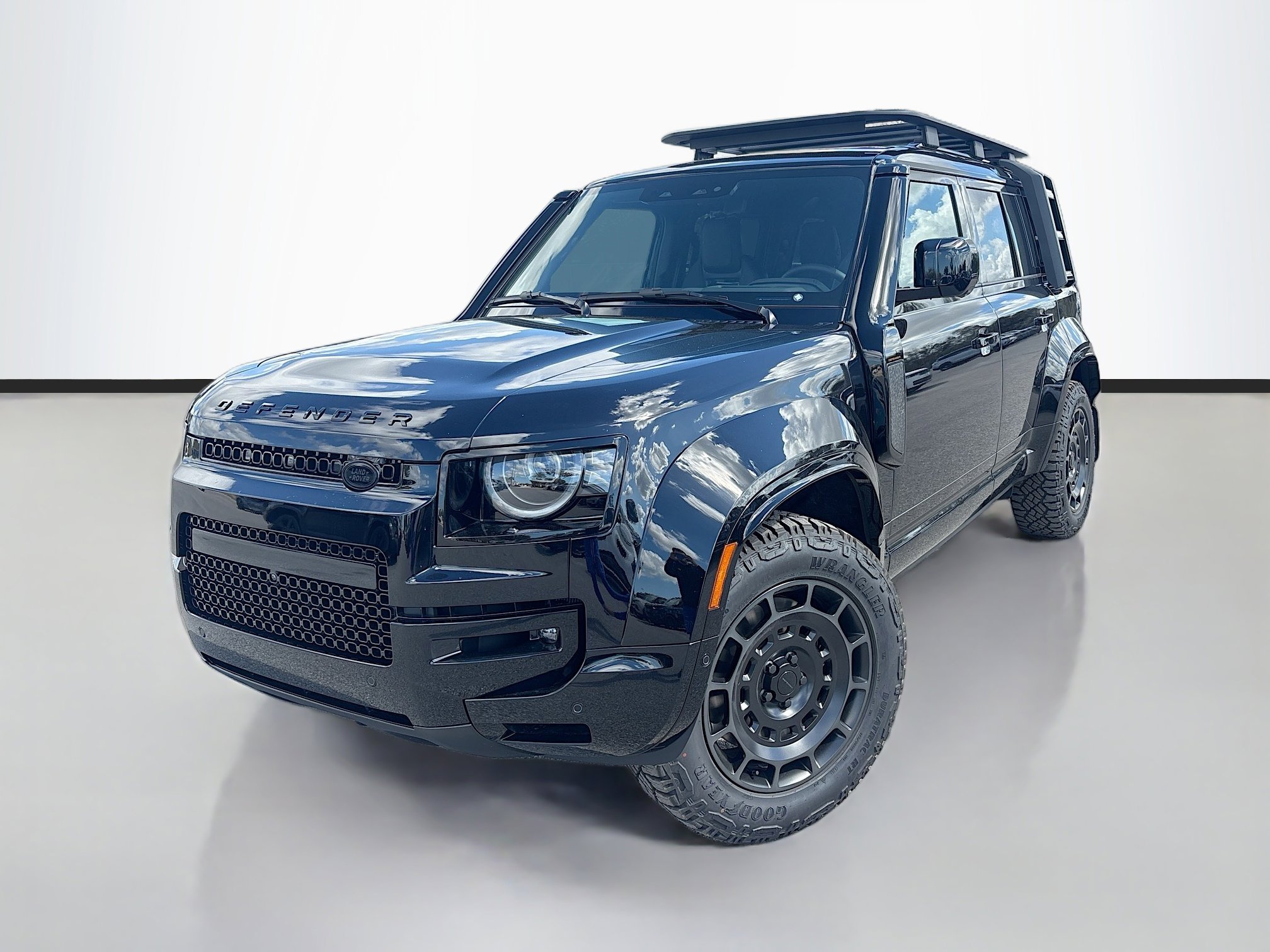 New 2026 Land Rover Defender 110 OCTA AWD/4WD image 1