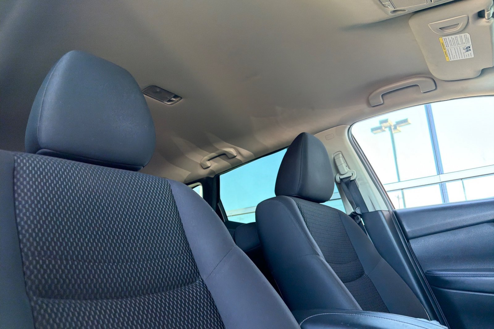 Used 2018 Nissan Rogue Sport S w/ S Appearance Package FWD image 19