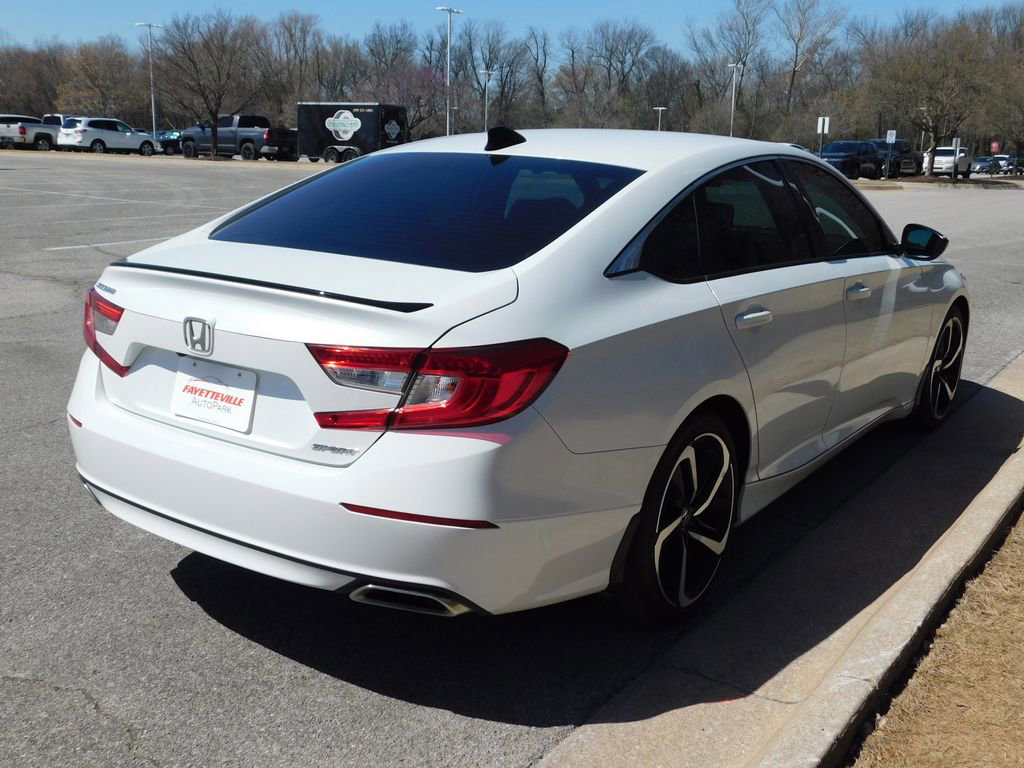 Used 2022 Honda Accord Sport image 4