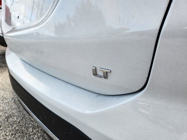 Used 2024 Chevrolet Equinox LT w/ LPO, Floor Liner Package FWD image 9